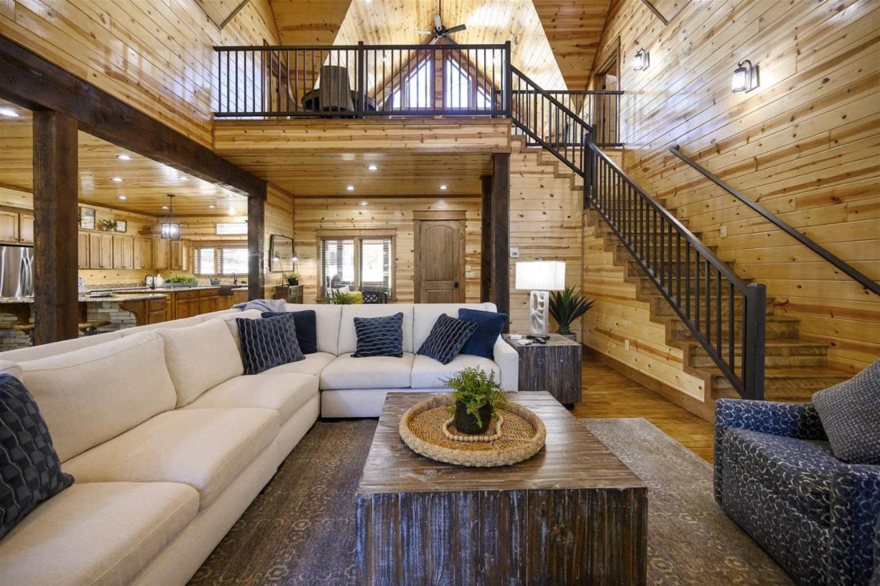 Grand Getaway Villa Broken Bow Exterior photo