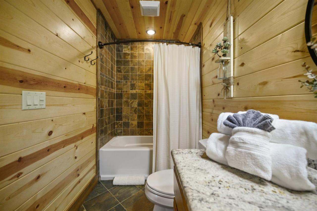 Grand Getaway Villa Broken Bow Exterior photo