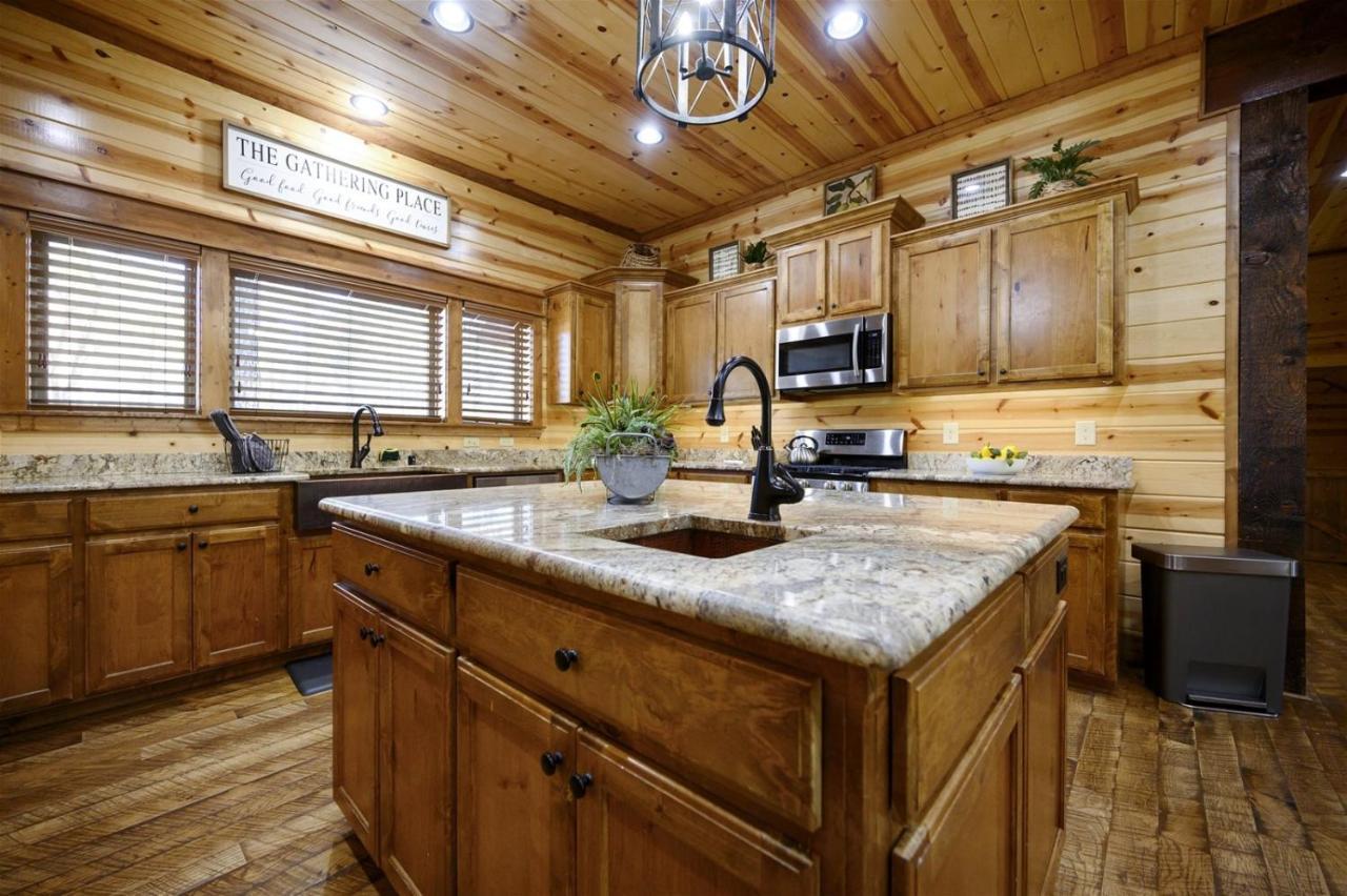 Grand Getaway Villa Broken Bow Exterior photo