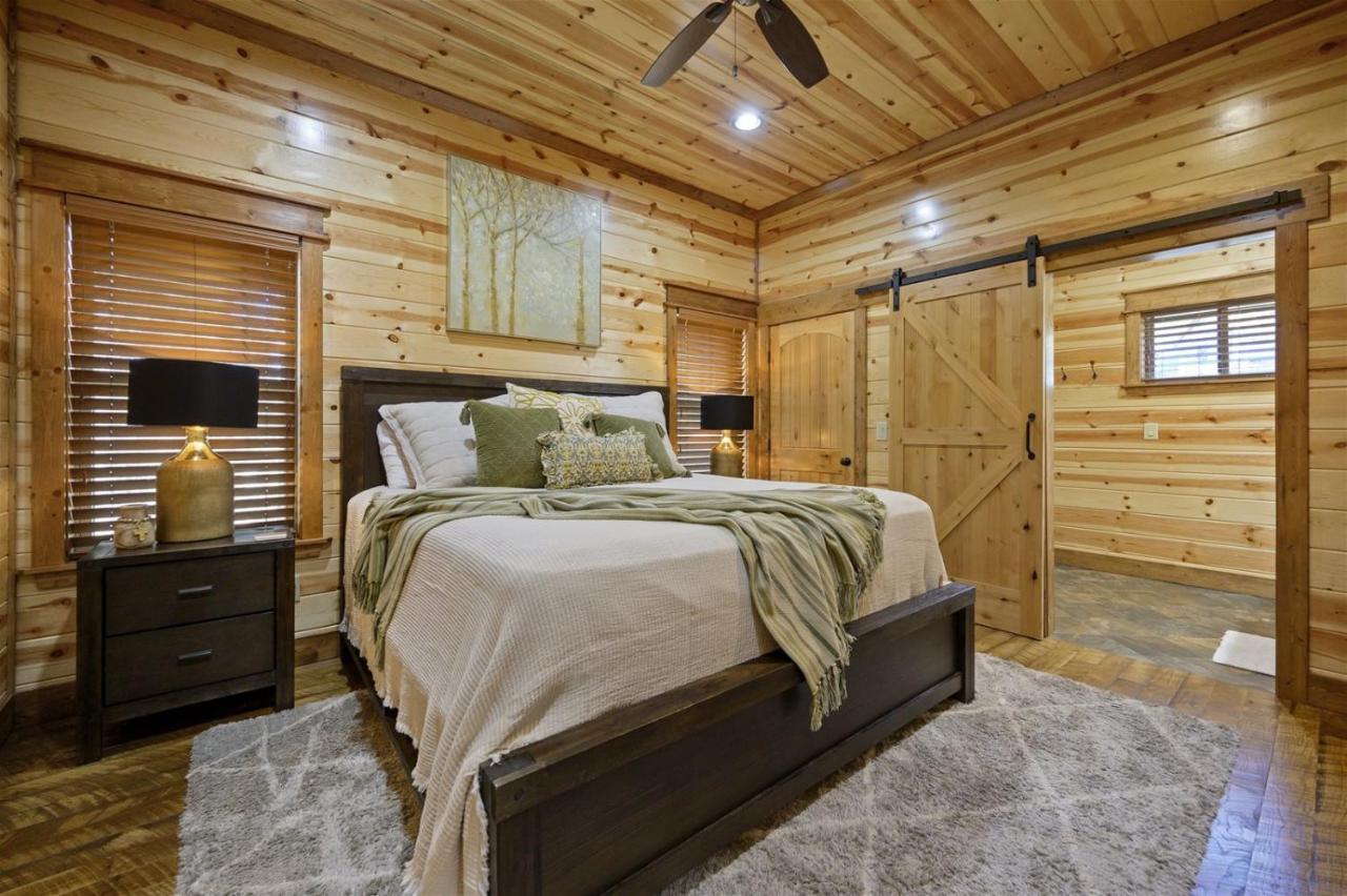 Grand Getaway Villa Broken Bow Exterior photo